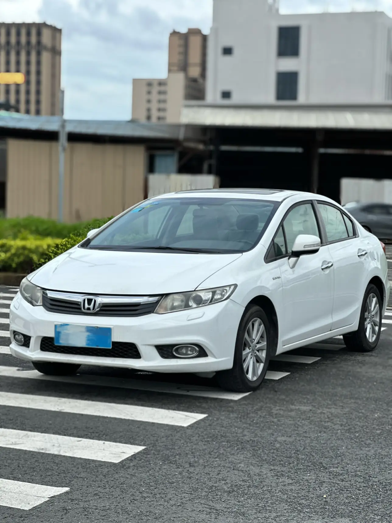 4.88万，揭阳 2013款思域 1.8L 自动豪华版，11万公里